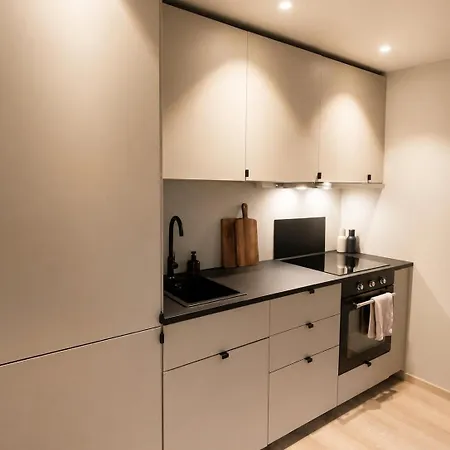 아파트 Modern In *