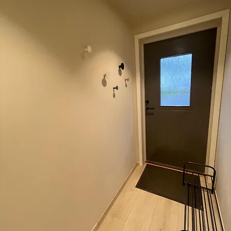 아파트 Modern In