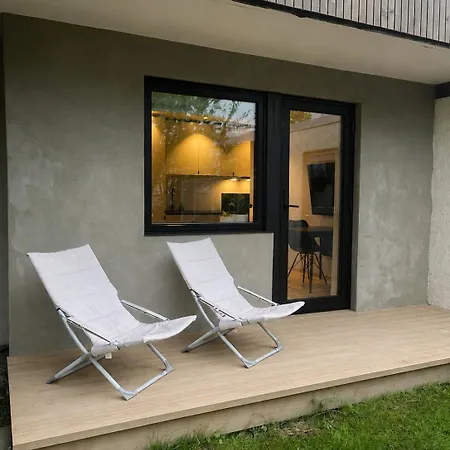 아파트 Modern In *